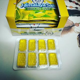 마요라 히말라야 솔트 캔디 2종-페퍼민트 맛, 라임민트 맛 — 5점을 준 리뷰어가 2022년 12월 올린 사용 사진