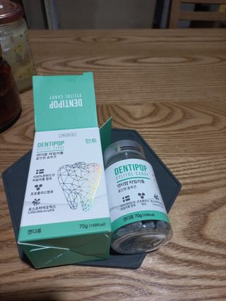작심연구소 구취제거+충치예방+치아화이트닝 마법의 캔디 덴티팝3종(맛 랜덤 발송) — 5점을 준 리뷰어가 2022년 5월 올린 사용 사진