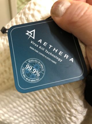 [쿠쿠드림] 완벽 항균 아기 애착이불 — 5점을 준 리뷰어가 2022년 12월 올린 사용 사진