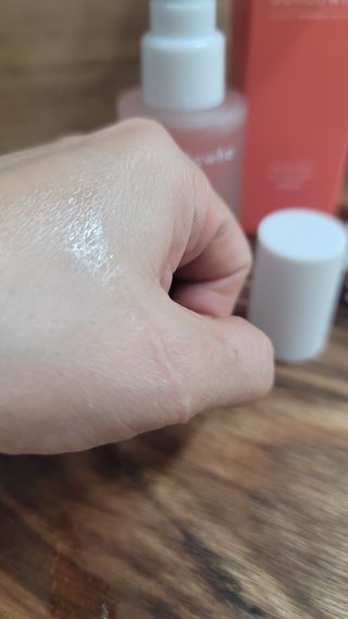 산다화 더블 이펙트 안티 링클 세럼 50ml — 5점을 준 리뷰어가 2022년 10월 올린 사용 사진