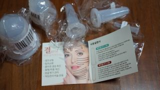 메디미케이알 커핑테라피 실리콘부항마사지 리프팅 페이스+바디 안티 셀룰 라이트 6pcs — 5점을 준 리뷰어가 2021년 2월 올린 사용 사진