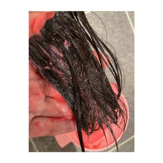 [유니프] 헤어 샤이니 핑크 컬러 트리트먼트240g — 5점을 준 리뷰어가 2023년 12월 올린 사용 사진
