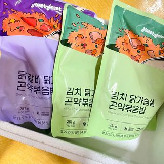 [푸딩팩토리] 요잇조잇 닭갈비 닭가슴살/김치 닭가슴살 곤약볶음밥 2종 (김치볶음밥 2개 닭갈비 볶음밥 1개) — 5점을 준 리뷰어가 2022년 8월 올린 사용 사진