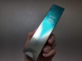 [NEW 탄력유턴 아이크림] AHC 유스 래스팅 리얼 아이크림 포 페이스 — 5점을 준 리뷰어가 2021년 2월 올린 사용 사진