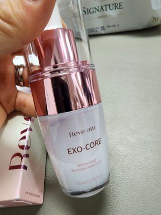 나우 [리브엠] 123억개 엑소좀으로 채운 눈부신 광채, 엑소코어 화이트닝 텐션 앰플 — 4점을 준 리뷰어가 2023년 11월 올린 사용 사진