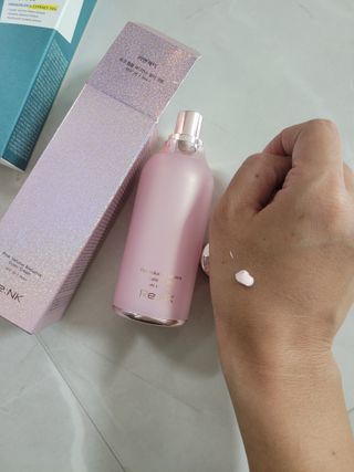 리엔케이 핑크 볼륨 래디언스 컬러크림 에디션 — 5점을 준 리뷰어가 2022년 11월 올린 사용 사진