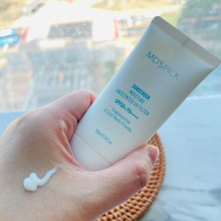 엠디스픽 무향자차 수분 선크림 PSF50+ PA++++ 50ml — 5점을 준 리뷰어가 2023년 3월 올린 사용 사진