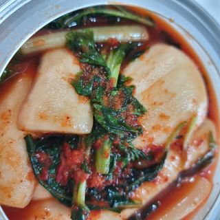 셰프애찬 알타리김치 총각김치 1kg — 4.5점을 준 리뷰어가 2022년 10월 올린 사용 사진