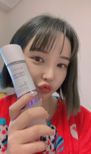 리더스코스메틱 리더스 퍼스트 샷 액티브 에센스 에이지 컨트롤 — 5점을 준 리뷰어가 2021년 12월 올린 사용 사진