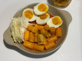 프리 [요리궁리] 타입 B (매콤,치즈,매콤까르보) 꽃떡볶이 6개입 세트 — 5점을 준 리뷰어가 2025년 2월 올린 사용 사진