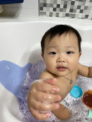 버블데이 배쓰밤 거품입욕제 버블바 6종 — 5점을 준 리뷰어가 2021년 8월 올린 사용 사진