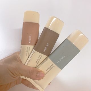 [후르디아] 끈적임 없는 착한성분 비건  핸드크림 3종 — 4점을 준 리뷰어가 2021년 10월 올린 사용 사진