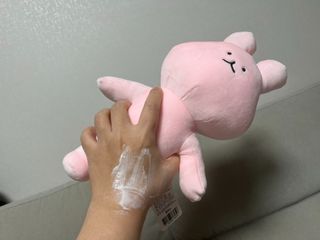 [위켄더스] 끈적임 없이 수분감을 채워주는 핸드& 바디로션 1종 랜덤발송 — 5점을 준 리뷰어가 2022년 4월 올린 사용 사진