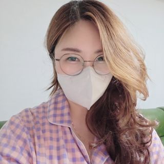 케이퓨리 귀편한 숨쉬기편한 새부리형 항균 구리마스크 대형 — 5점을 준 리뷰어가 2022년 11월 올린 사용 사진