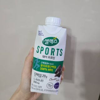 셀렉스스포츠 셀렉스 스포츠 웨이 프로틴 초콜릿 _ 330ml x 12팩 — 5점을 준 리뷰어가 2021년 3월 올린 사용 사진