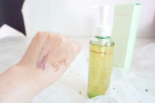 스킨큐어 산다화 순한 클렌징 동백 오일 200ml — 5점을 준 리뷰어가 2023년 3월 올린 사용 사진