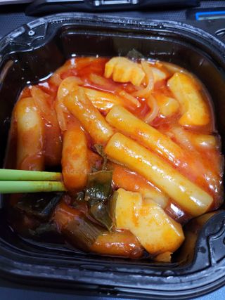 한성기업 무볼레 닭떡볶이+해물떡볶이 2종 세트 — 4점을 준 리뷰어가 2021년 10월 올린 사용 사진