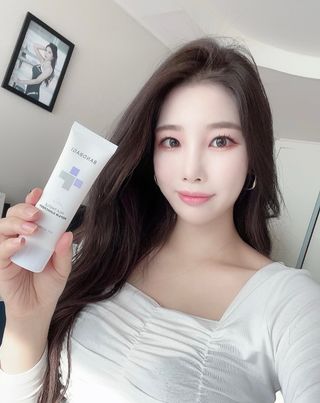 바노바기 코스메틱 바노바기 밀크씨슬 리페어 시카 선스크린 플러스 50ml — 4점을 준 리뷰어가 2023년 1월 올린 사용 사진