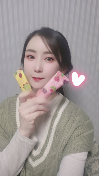[후르디아] 골라쓰는 과즙향 핸드크림 기프트세트 — 5점을 준 리뷰어가 2024년 1월 올린 사용 사진