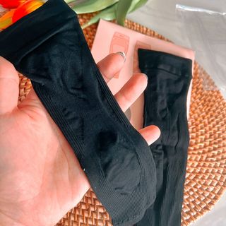 하트플로우 종아리 압박 밴드 스타킹 — 4.5점을 준 리뷰어가 2022년 10월 올린 사용 사진