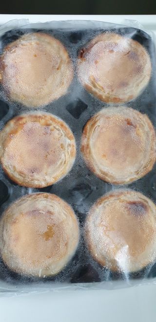 디앙뜨 포르투갈 에그타르트 오리지널 맛+패션후르츠+초콜릿타르트 맛 중 택1 — 5점을 준 리뷰어가 2021년 8월 올린 사용 사진