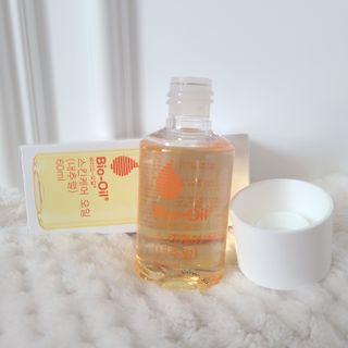 바이오오일 [바이오-오일] 스킨케어 오일 내추럴 60ml — 4.5점을 준 리뷰어가 2021년 6월 올린 사용 사진