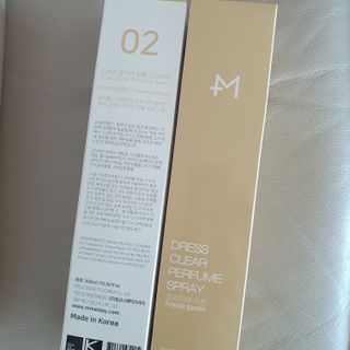 [엠메이데이] 드레스클리어 퍼퓸 스프레이 300ml 프리지아 가든향+프리지아 파출리향 — 5점을 준 리뷰어가 2022년 1월 올린 사용 사진