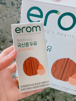 이롬 erom 황성주박사의 국산콩 두유 호두와 아몬드 — 5점을 준 리뷰어가 2020년 12월 올린 사용 사진