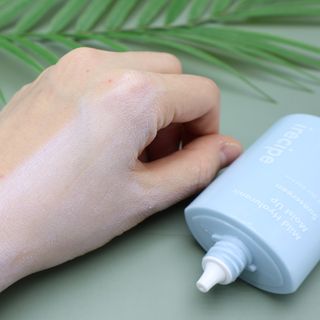 아이레시피 마일드 히알루로닉 모이스트 업 선스크린 SPF50+ PA++++ — 5점을 준 리뷰어가 2023년 6월 올린 사용 사진
