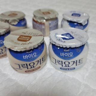 매일바이오 그릭요거트 오리지널 플레인 4개, 로스터리 커피믹스 4개 — 5점을 준 리뷰어가 2021년 12월 올린 사용 사진