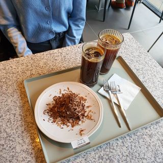 [트리오드 강남점]케잌그람 100g4종 택 1 + 아메리카노 2잔 — 5점을 준 리뷰어가 2021년 4월 올린 사용 사진