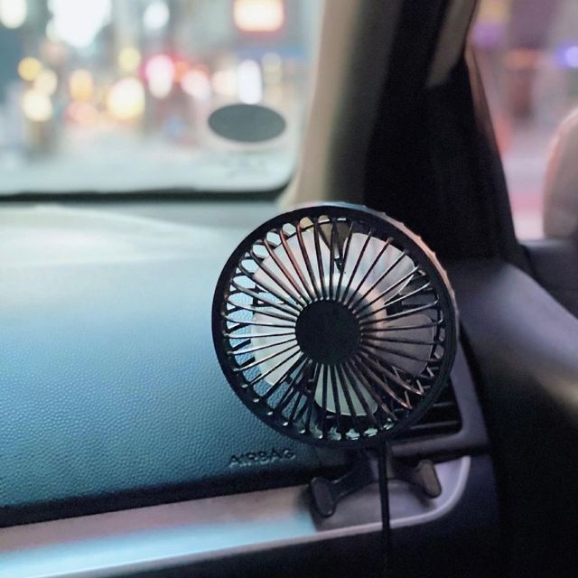 모노큐브 차량용 자동회전 써큘레이터 리뷰 사진
