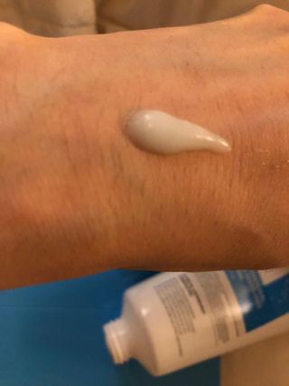 랑벨 수퍼내츄럴 아쿠아 수딩 크림 100ml — 5점을 준 리뷰어가 2022년 4월 올린 사용 사진