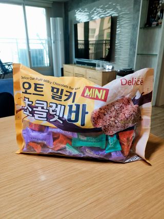 델리스 오트 밀키 초콜릿 바 — 5점을 준 리뷰어가 2022년 3월 올린 사용 사진
