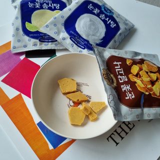 딜라이트 프로젝트  달콤한 눈꽃 간식세트( 눈꽃 솜사탕 / 레몬라임 솜사탕 / 달고나 총 7EA+스마트톡 증정) — 5점을 준 리뷰어가 2022년 5월 올린 사용 사진