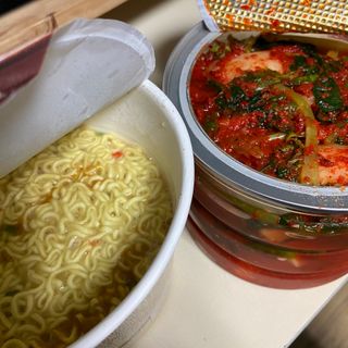 셰프애찬 알타리김치 총각김치 1kg — 3.5점을 준 리뷰어가 2022년 10월 올린 사용 사진