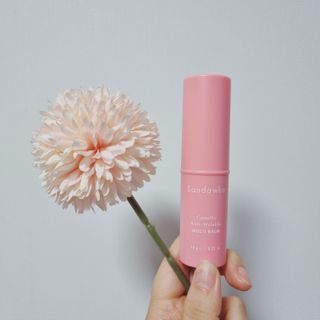 스킨큐어 산다화 카멜리아 안티 링클 멀티밤 — 5점을 준 리뷰어가 2022년 10월 올린 사용 사진