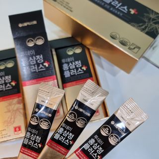 서울약사신협_투데이홍삼정플러스스틱_10g x 30포 — 5점을 준 리뷰어가 2021년 6월 올린 사용 사진