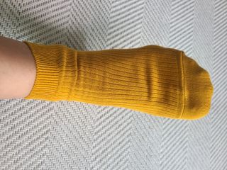 [사이즈가 있는 양말 필로이] 남/여 골지 발목 양말 4족 세트 남【S, M, L, XL】여【S, M, L】_컬러 랜덤 — 3점을 준 리뷰어가 2022년 6월 올린 사용 사진