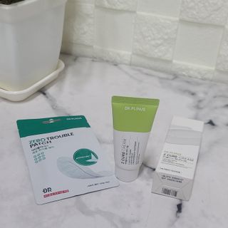 닥터플리너스 제트 큐어 크림 30ml + 제로 트러블 패치 9EA — 5점을 준 리뷰어가 2022년 3월 올린 사용 사진