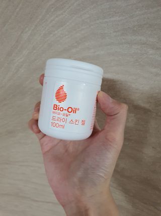 바이오오일 [바이오-오일] 드라이 스킨 젤 100ml — 5점을 준 리뷰어가 2021년 6월 올린 사용 사진