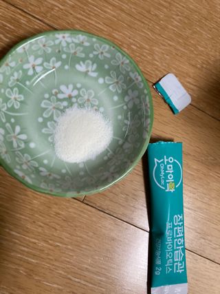 [유산균] 오마이락 장편한습관 프로바이오틱스 30P — 5점을 준 리뷰어가 2022년 12월 올린 사용 사진