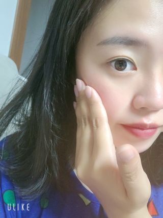 리더스코스메틱 리더스 카밍 바이오틱스 에센스 워터 — 5점을 준 리뷰어가 2021년 8월 올린 사용 사진