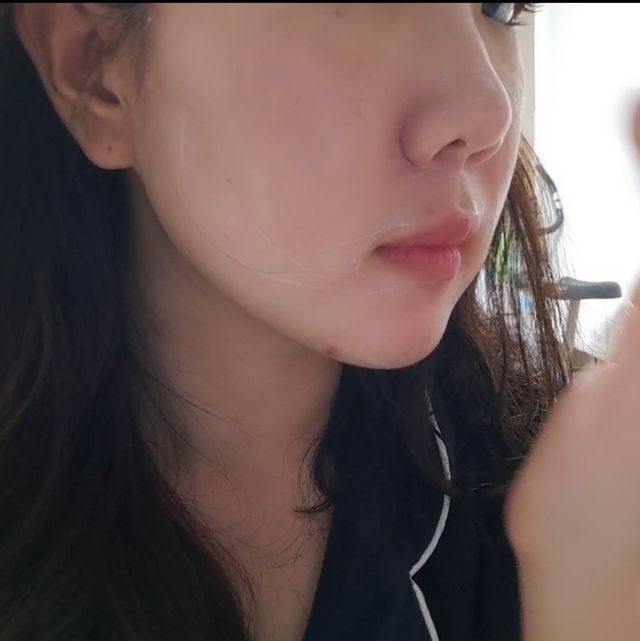 카를라 락토 바이옴™ 밸런싱 크림 리뷰 사진