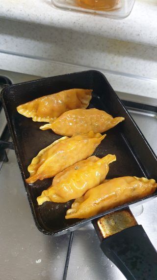 한만두 진한 해물맛 짬뽕만두 1kg — 5점을 준 리뷰어가 2021년 4월 올린 사용 사진