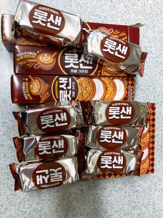 롯데제과 롯샌 카페크런치 — 5점을 준 리뷰어가 2021년 10월 올린 사용 사진