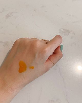 유니베르소 로즈힙 오일 15ml — 4.5점을 준 리뷰어가 2021년 5월 올린 사용 사진