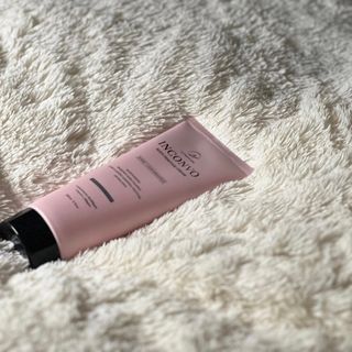 오투에니원 인컨보 바디 퍼퓸 크림 200ml — 5점을 준 리뷰어가 2022년 12월 올린 사용 사진
