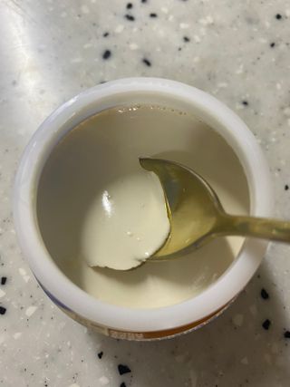 매일바이오 그릭요거트 오리지널 플레인 4개, 로스터리 커피믹스 4개 — 4점을 준 리뷰어가 2021년 12월 올린 사용 사진