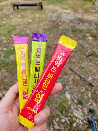 아임오 편의점 신상 타파, 바로 짜먹는 3종 _ 에너지업X2ea, 비타민업X2ea, 허니앤업X2ea — 5점을 준 리뷰어가 2021년 11월 올린 사용 사진